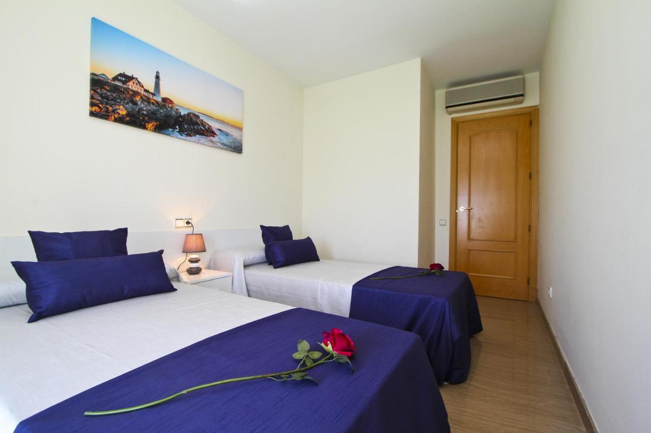Portmarina Planet Costa Dorada Apartment Кембрилс Екстериор снимка