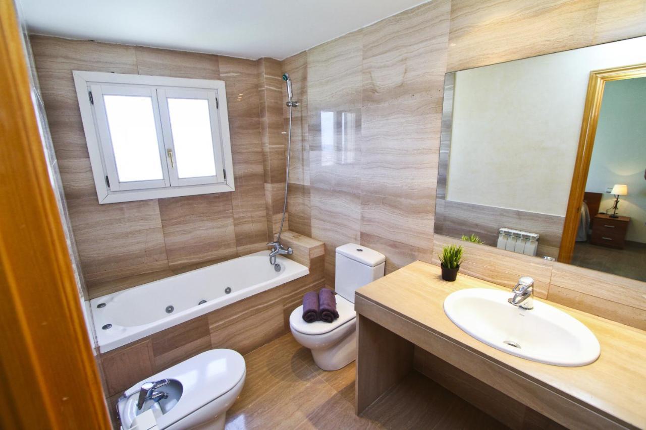 Portmarina Planet Costa Dorada Apartment Кембрилс Екстериор снимка