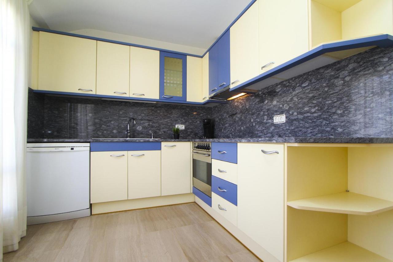 Portmarina Planet Costa Dorada Apartment Кембрилс Екстериор снимка