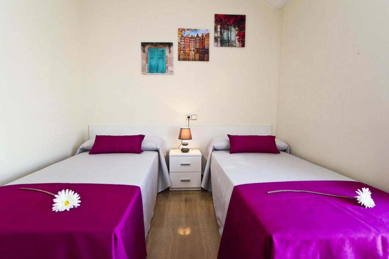 Portmarina Planet Costa Dorada Apartment Кембрилс Екстериор снимка